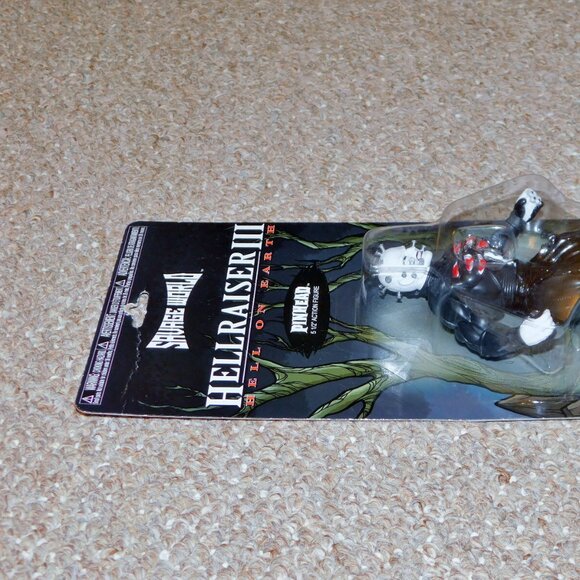 2018 Funko Savage World Horror Hellraiser III 5.5" Pinhead Figure MOC Brand New - Picture 3 of 9